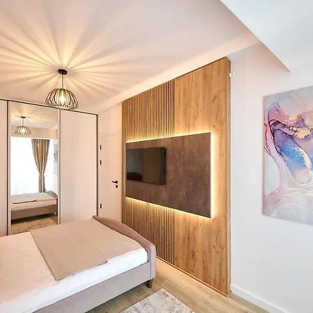 La By Infinity & Hotel de apartamente Năvodari