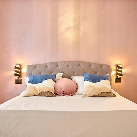 La By Infinity & Hotel de apartamente