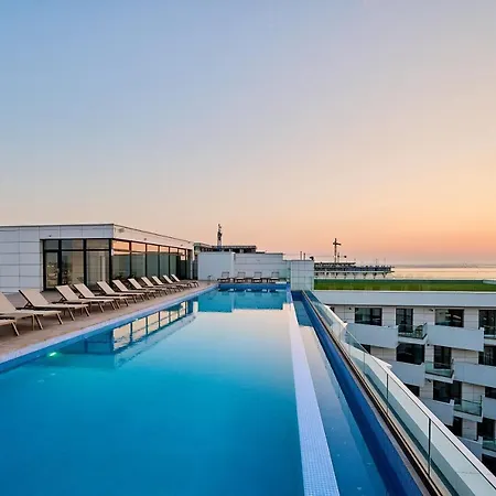 Aparthotel La By Infinity &