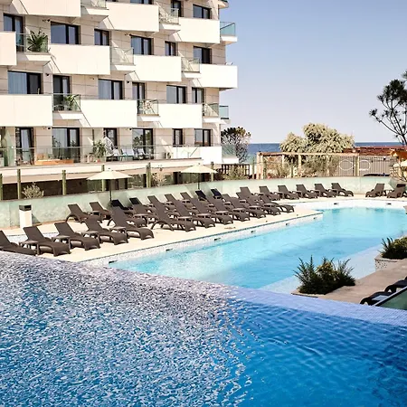 La By Infinity & Aparthotel